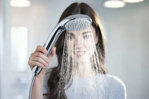 Clean shower head without limescale (After SoluCalc)